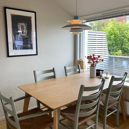 Spacious - 15 Min Walk To Forum Ons Appartement *
